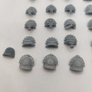 Warhammer The Horus Heresy Iron Hands Shoulder Pads - Cogs - Forge World Bits AD138
