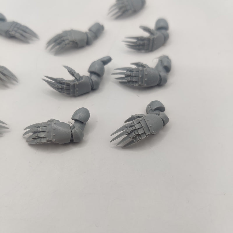 Warhammer The Horus Heresy Raven Guard Lightning Claws x7 Pairs - Forge World Bits AT071
