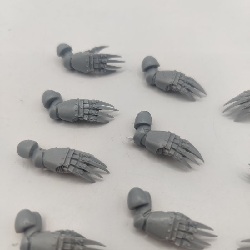 Warhammer The Horus Heresy Raven Guard Lightning Claws x7 Pairs - Forge World Bits AT071