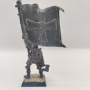 Warhammer the Old World Empire Battle Standard Bearer BH045