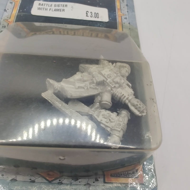 Warhammer 40k Adepta Sororitas Battle Sister with Flamer - Metal in Blister AT248
