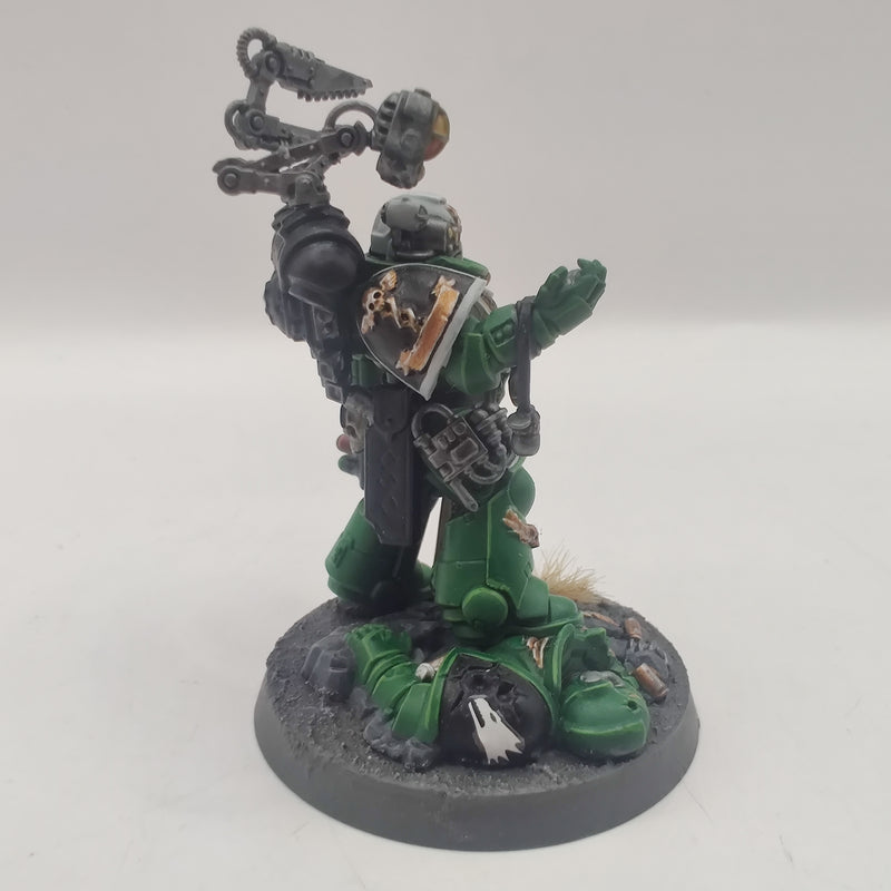Warhammer 40k Salamanders Primaris Apothecary - Well Painted AT053