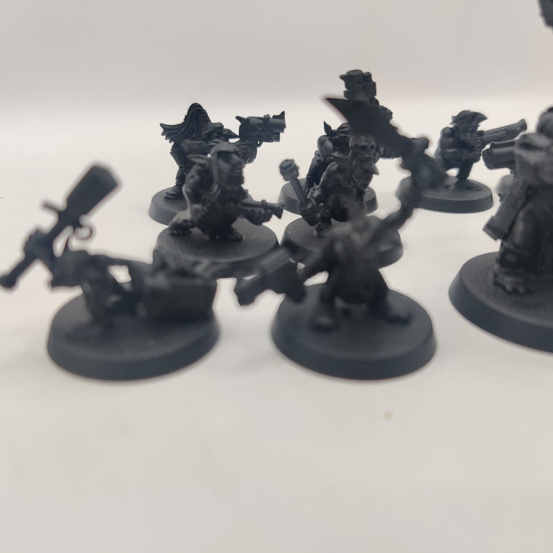 Warhammer 40k Ork Runtherd and Gretchin AE084