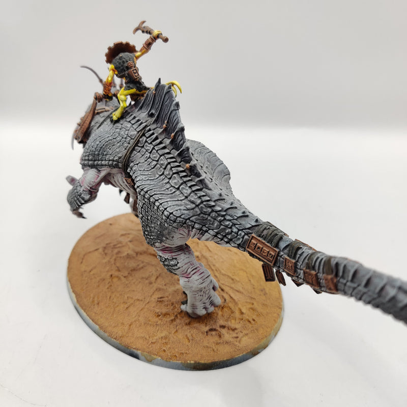Warhammer Age of Sigmar Skink Oracle on Troglodon and Saurus Scar-Veteran AU016