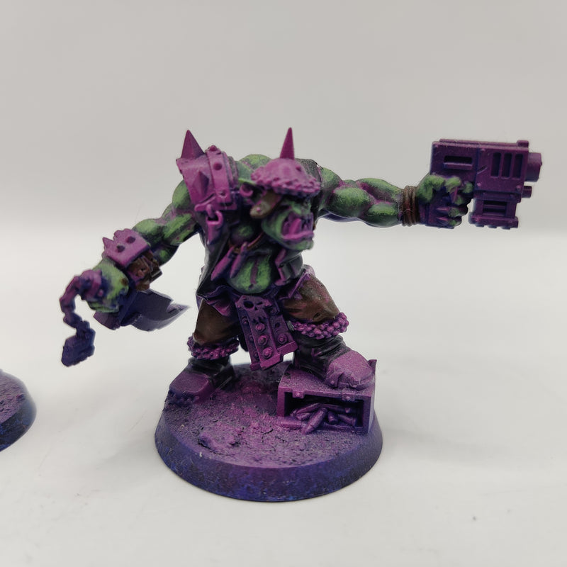 Warhammer 40k Orks Gorzag Gitstompa and Nikkit - Part Painted AZ236