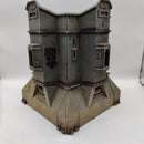 Warhammer 40k Imperial Bastion Terrain Piece - Well Painted AB001