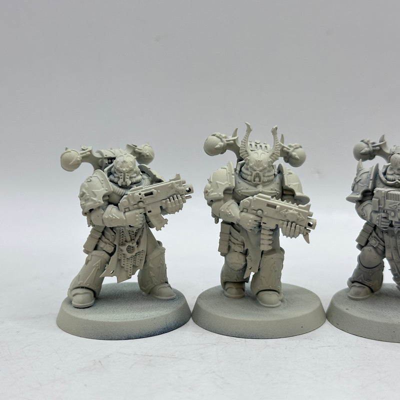 Warhammer 40k: Chaos Space Marines Legionaries (AD138)