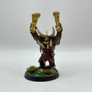 Warhammer Age of Sigmar: Orruk Warclans Warchanter and Weirdnob Shaman (BI028)