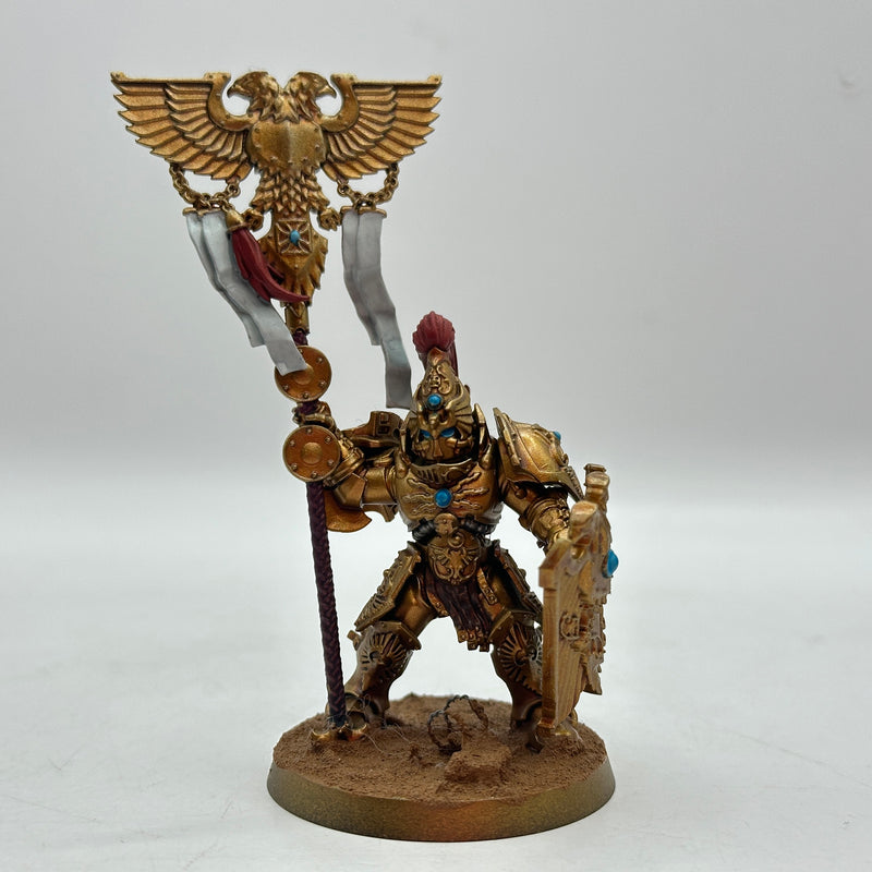 Warhammer 40k: Adeptus Custodes Vexilus Praetors - Well Painted (AT205)