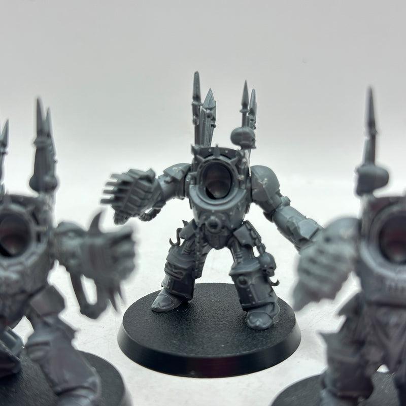 Warhammer 40k: Chaos Space Marines Old Terminators - Missing Heads (AT193)