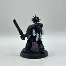 Warhammer 40k: Space Marines Chaplain (AZ250)