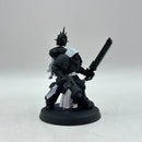 Warhammer 40k: Space Marines Chaplain (AZ250)