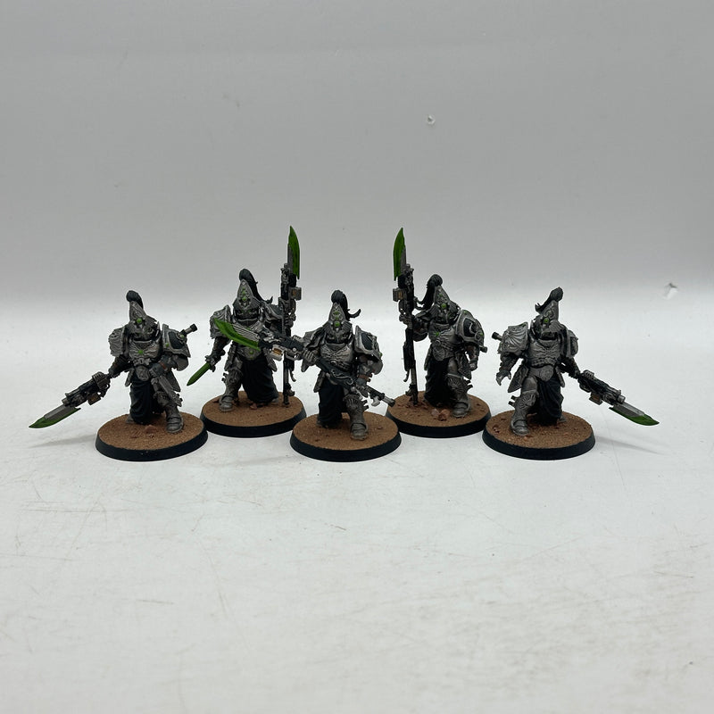 Warhammer 40k: Adeptus Custodes Custodian Guard (AZ081)