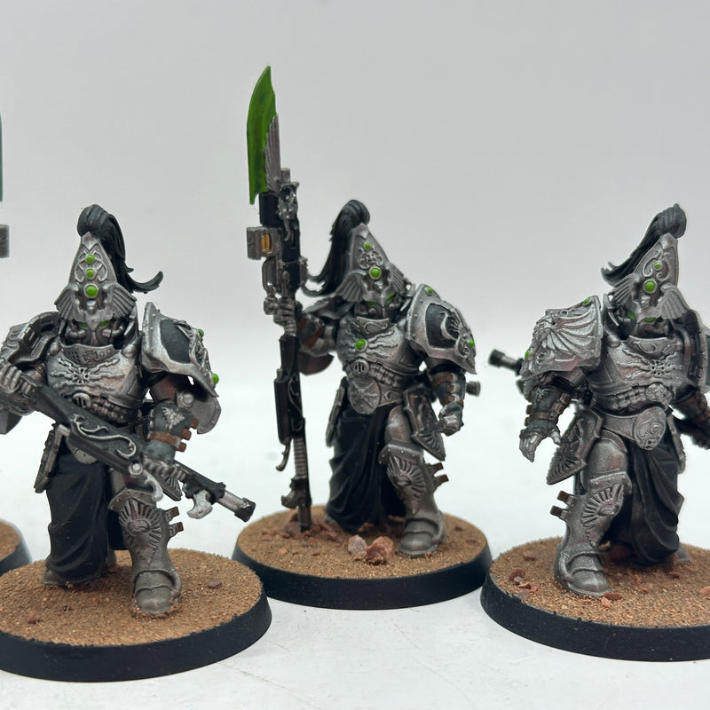 Warhammer 40k: Adeptus Custodes Custodian Guard (AZ081)