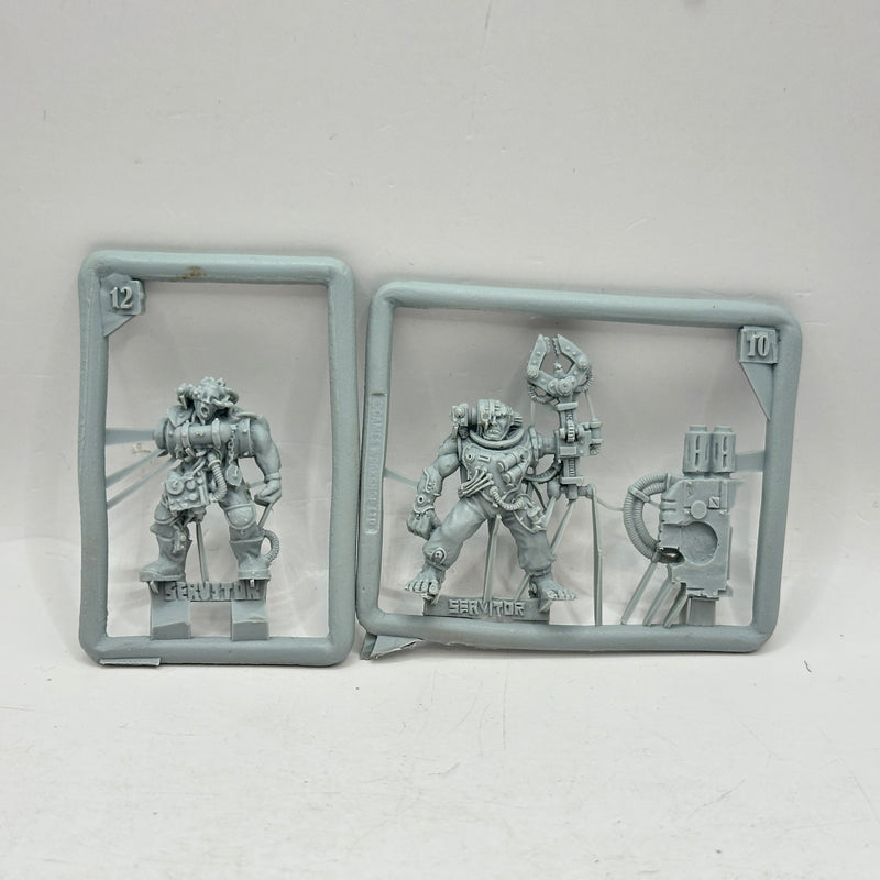 Warhammer 40k: Imperial Agents Finecast Servitors with Multi-Meltas (AW226)