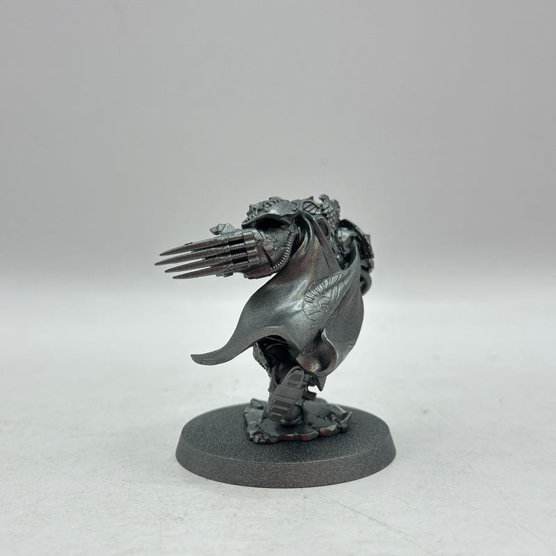 Warhammer 40k: Adeptus Custodes Blade Champion with Lightning Claws (BI050)