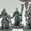 Warhammer 40k: Adeptus Custodes Wardens (AO010)