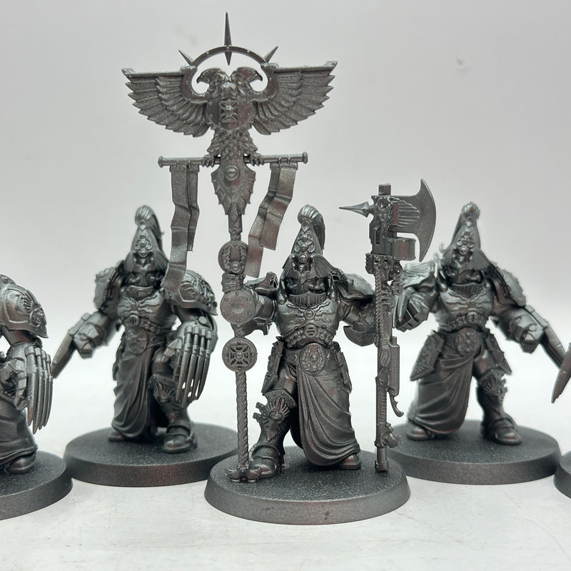 Warhammer 40k: Adeptus Custodes Wardens (AO010)