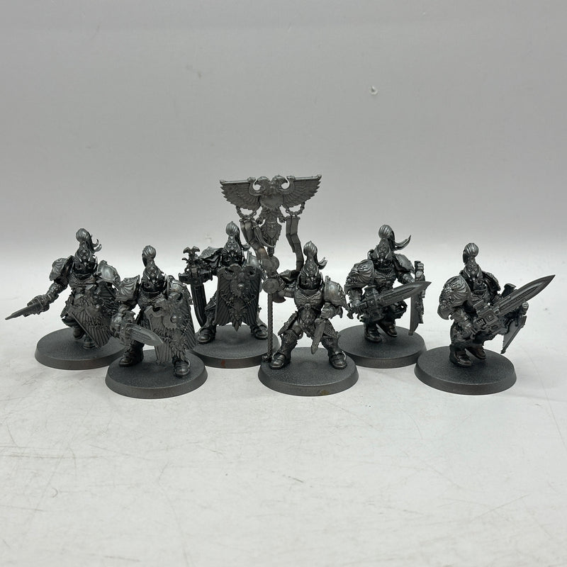 Warhammer 40k: Adeptus Custodes Custodian Guard (BC119)