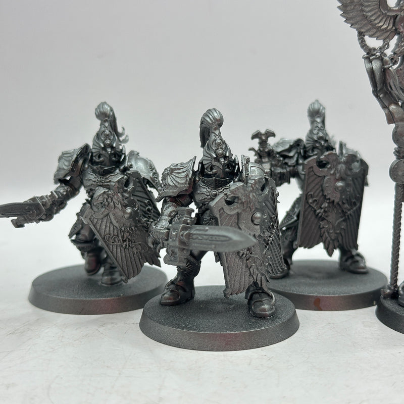 Warhammer 40k: Adeptus Custodes Custodian Guard (BC119)