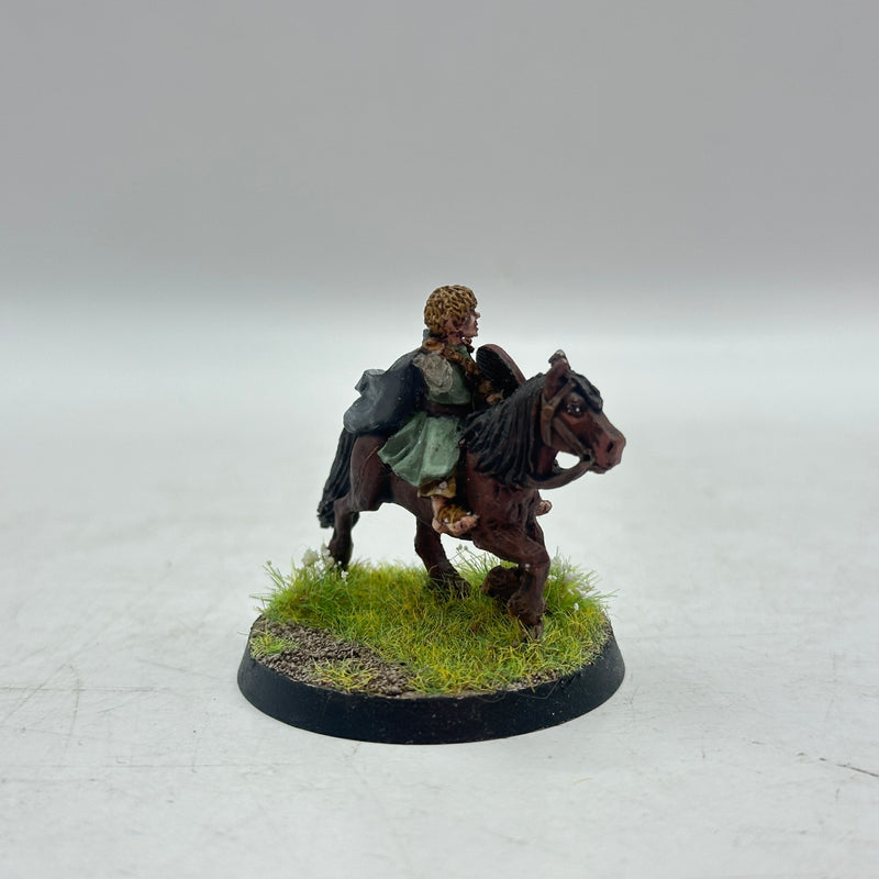 Warhammer Lord of the Rings: The Shire The Scouring of the Shire Hobbits - One Missing Arm (AA164)