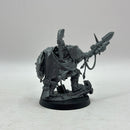 Warhammer 40k: Adeptus Custodes Shield Captain (AF105)