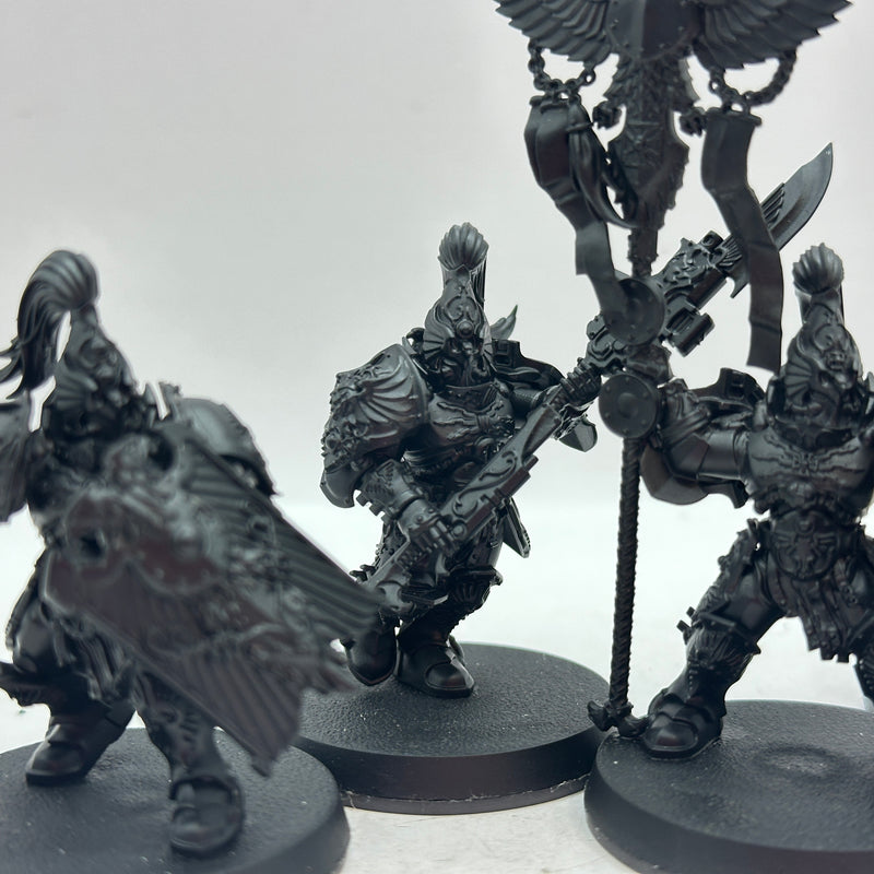 Warhammer 40k: Adeptus Custodes Custodian Guard (AQ022)