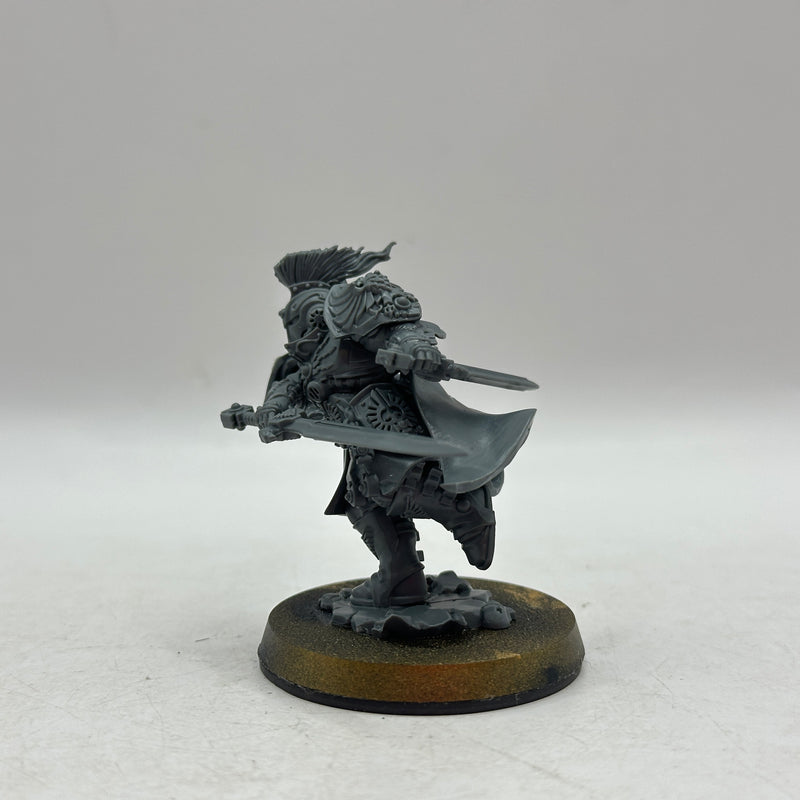 Warhammer 40k: Adeptus Custodes Blade Champion (AZ173)