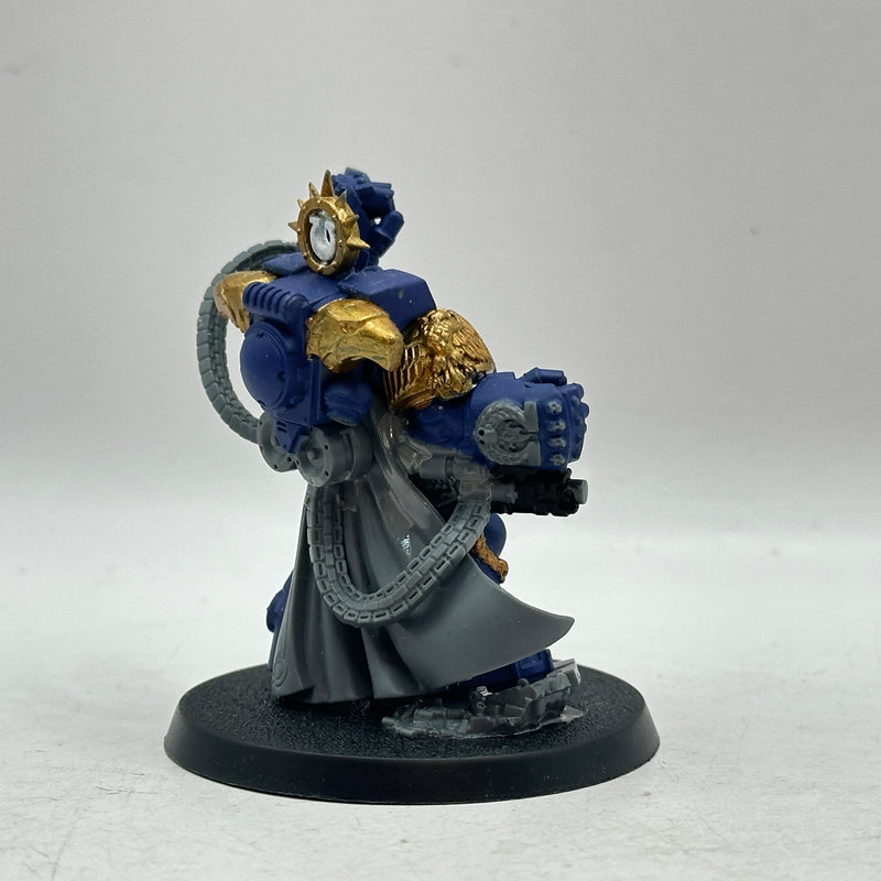 Warhammer 40k: Space Marine Ultramarines Marneus Calgar (BC059)