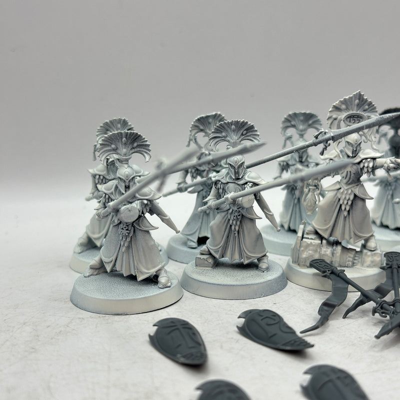 Warhammer Age of Sigmar: Lumineth Realm-Lords Vanari Auralan Wardens (BA057)