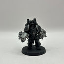 Warhammer 40k: Space Marines Iron Hands Aggressors (AT075)