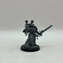 Warhammer 40k: Space Marines Blood Angels Sanguinary Priest Old (BH100)