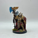 Warhammer 40k: Adeptus Custodes Trajann Valoris - Well Painted (AZ032)