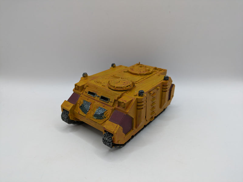 Warhammer 40k: Space Marine Imperial Fists Rhino (BC116)