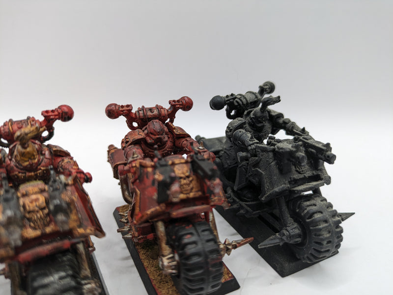 Warhammer 40k: Chaos Space Marines Bikes (AW086)