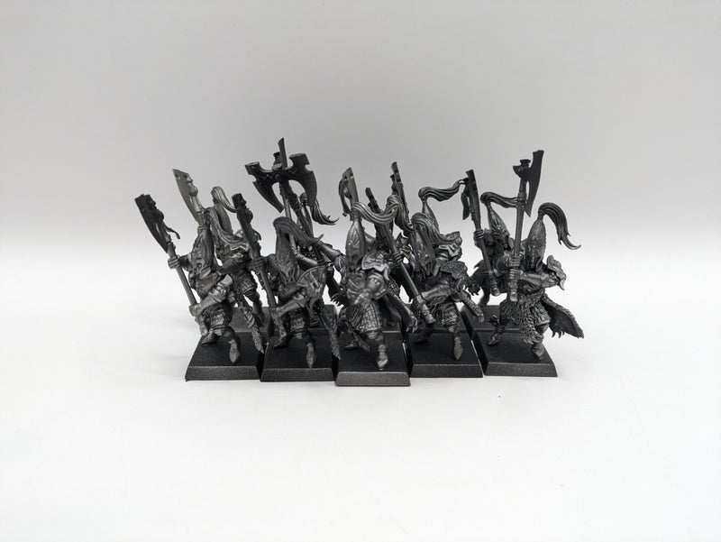 Warhammer Fantasy/Old World: High Elves White Lions of Chrace Plastic (BA153)