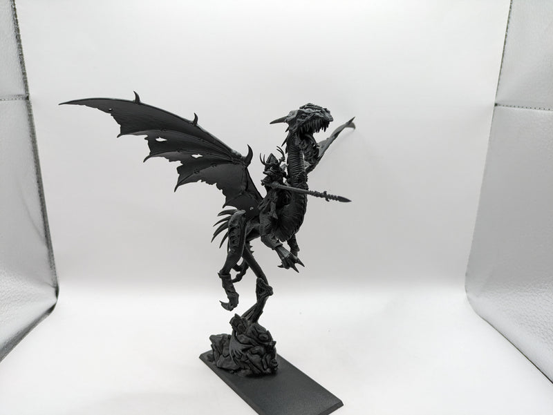 Warhammer Fantasy/Old World: Dark Elves Lord on Black Dragon (AX027)