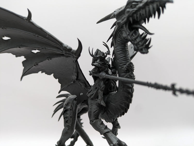 Warhammer Fantasy/Old World: Dark Elves Lord on Black Dragon (AX027)