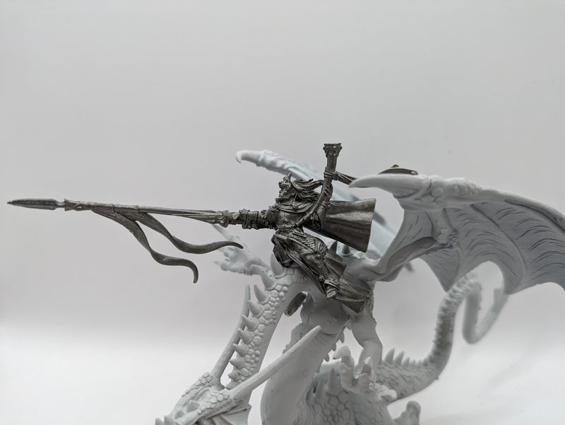 Warhammer Fantasy/Old World: High Elves Imrik on Dragon (AX004)