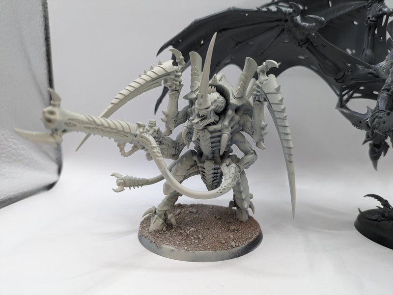 Warhammer 40k: Tyranid Hive Tyrants (AR011)