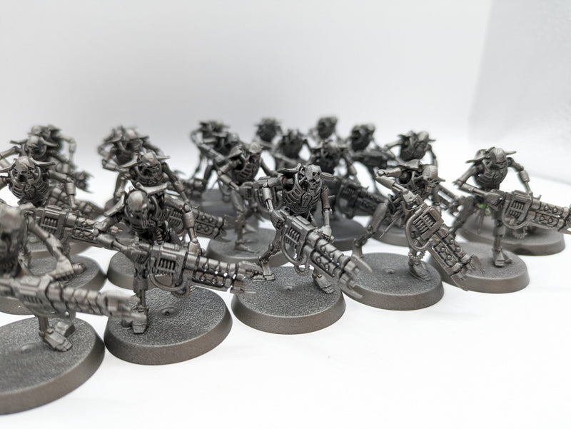 Warhammer 40k: Necron Warriors (AD101)