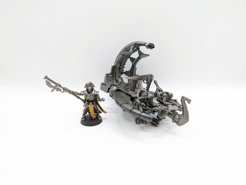 Warhammer 40k: Necron Catacomb Command Barge (AP011)