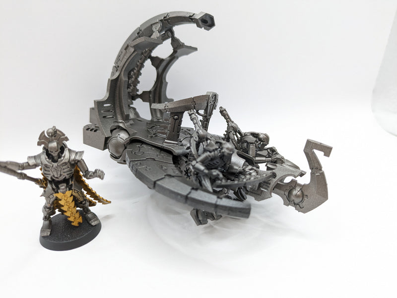 Warhammer 40k: Necron Catacomb Command Barge (AP011)