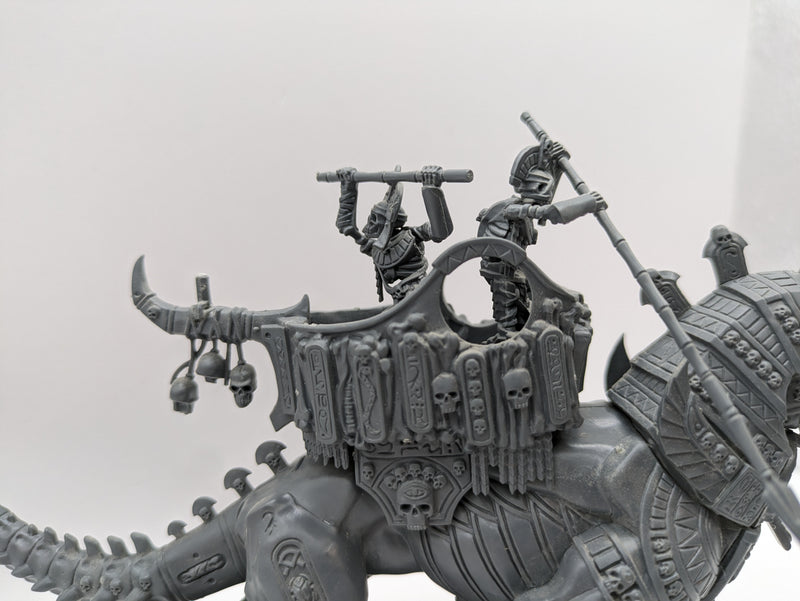 Warhammer Fantasy/Old World: Tomb Kings Khemrian Warsphinx (AW031)