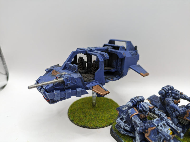 Warhammer 40k: Space Marines Land Speeder and Bikes (AO024)