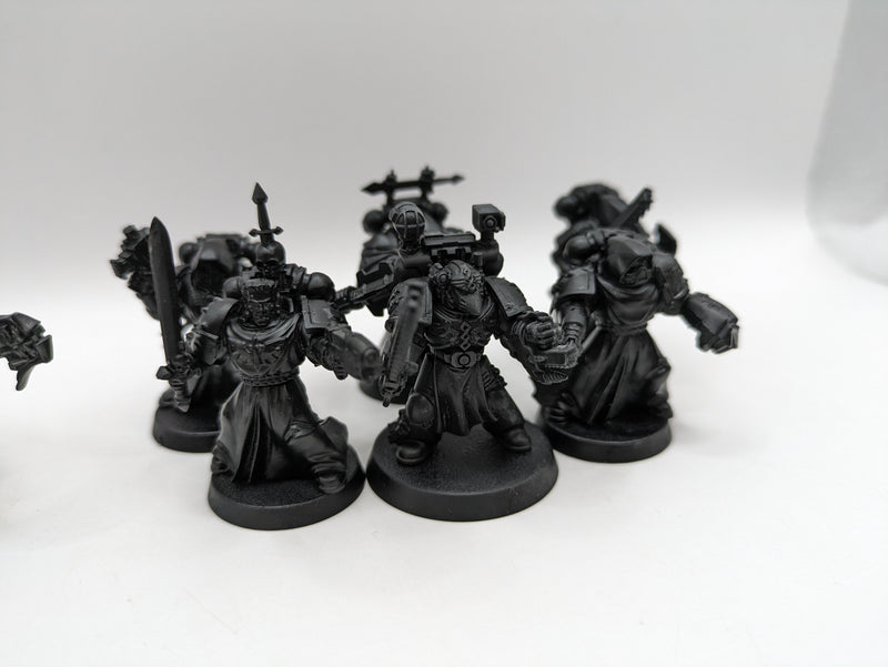 Warhammer 40k: Space Marine Dark Angel Command Squad and Librarian (AT003)