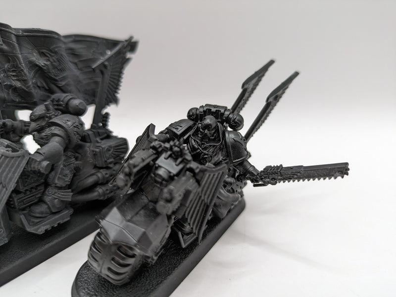 Warhammer 40k: Space Marine Dark Angel Ravenwing Bikes (AW170)