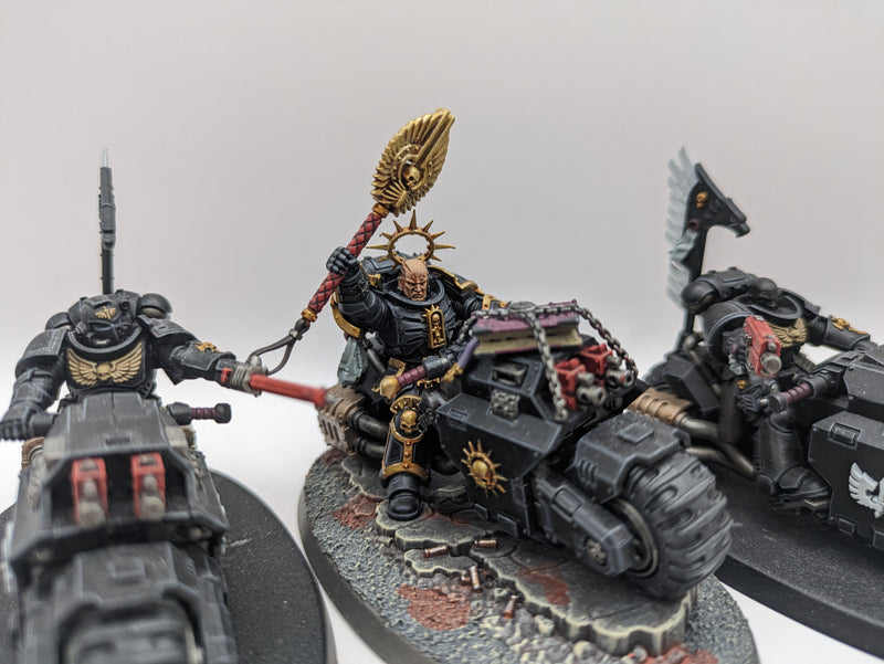 Warhammer 40k: Space Marine Chaplain on Bike and Outriders - Well Painted (AA112)