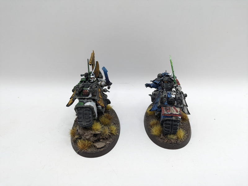 Warhammer 40k: Space Marine Dark Angels Captain and Librarian on Bike (AD100)