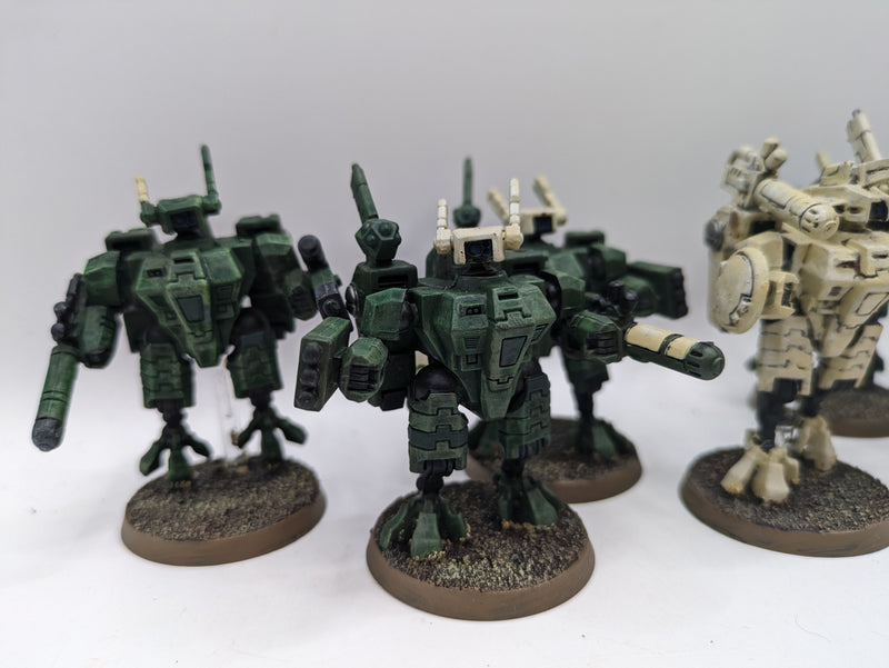 Warhammer 40k: Tau Empire Crisis Suits (AZ158)